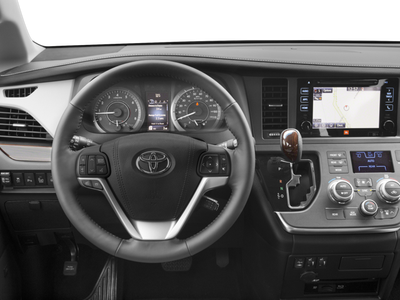 2017 Toyota Sienna XLE Premium