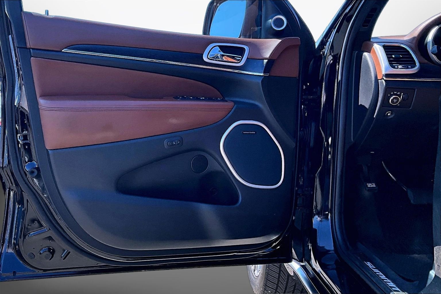 2018 Jeep Grand Cherokee Summit