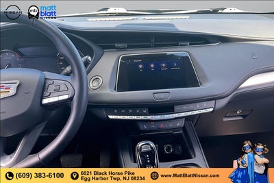 2023 Cadillac XT4 AWD Premium Luxury