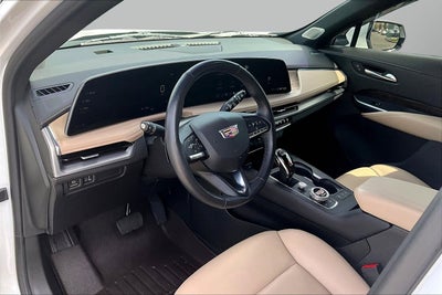 2024 Cadillac XT4 AWD Premium Luxury