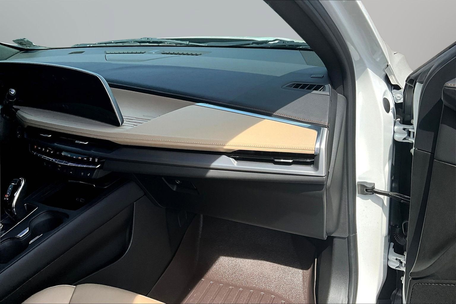 2024 Cadillac XT4 AWD Premium Luxury