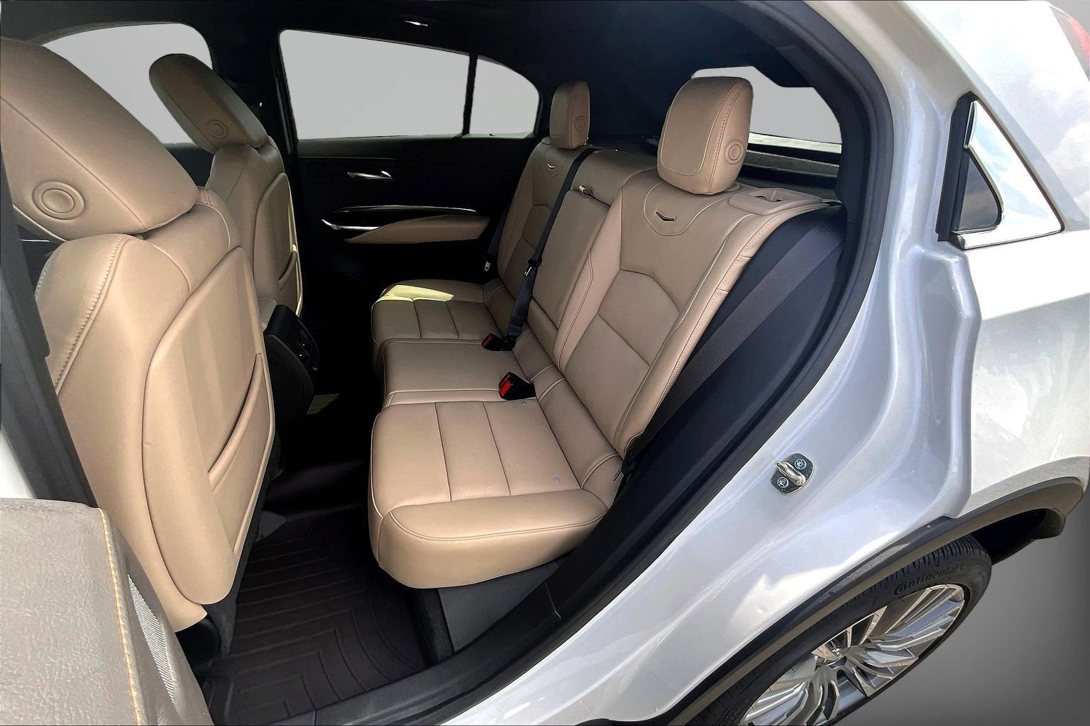 2024 Cadillac XT4 AWD Premium Luxury