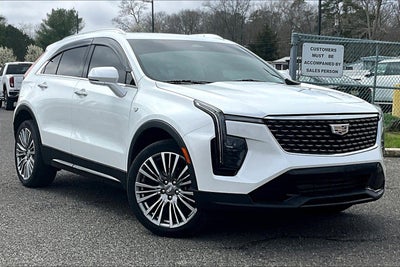 2024 Cadillac XT4 AWD Premium Luxury