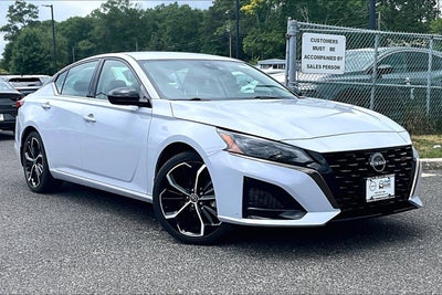 2024 Nissan Altima 2.5 SR