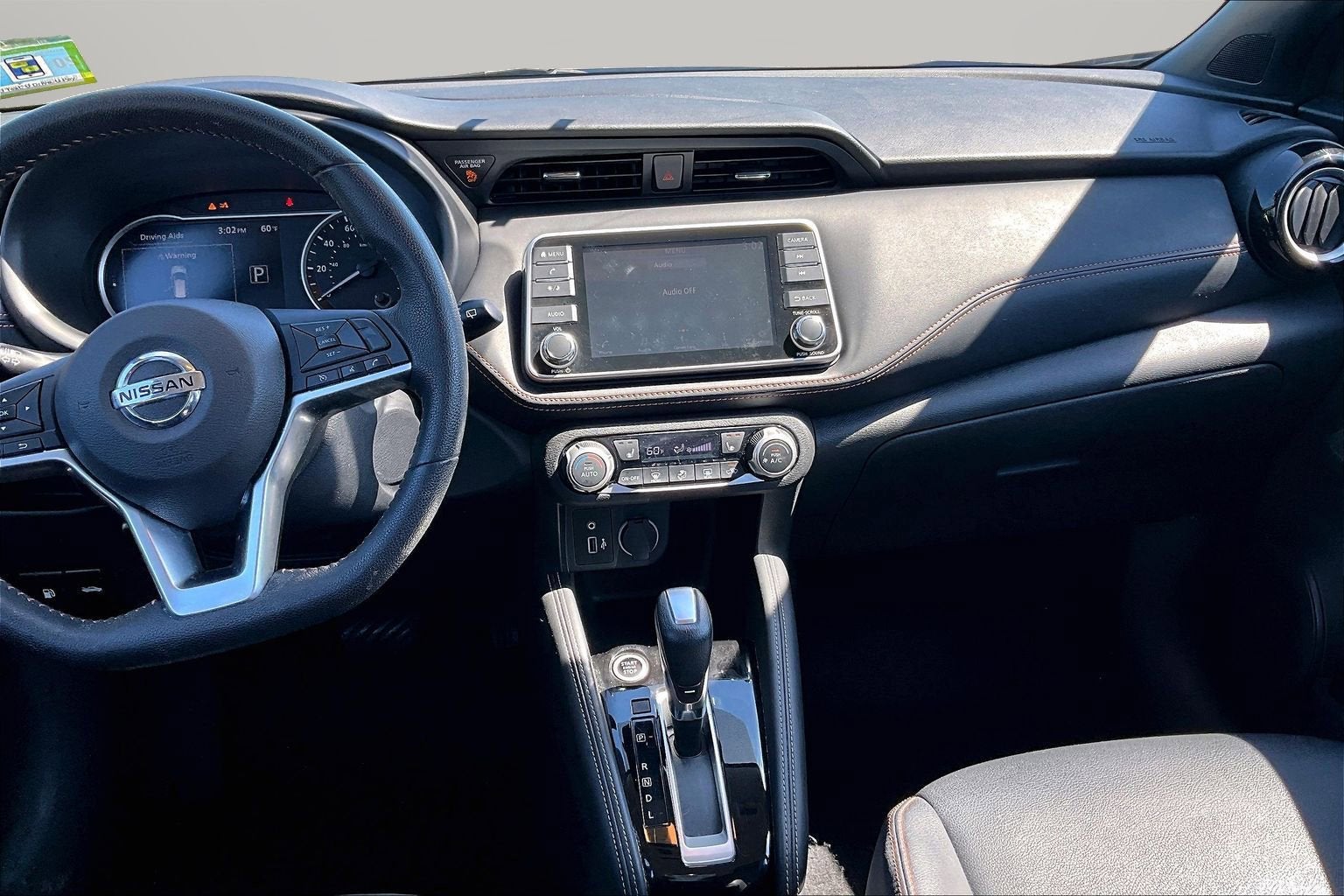 2020 Nissan Kicks SR