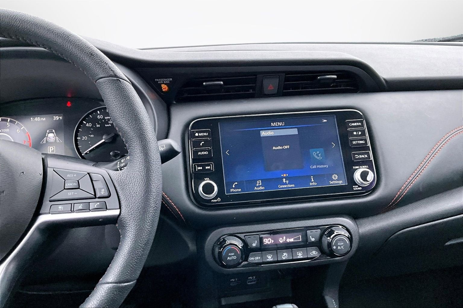 2023 Nissan Kicks SR