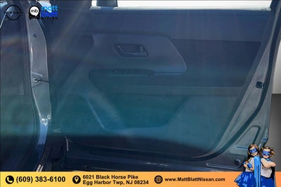 2025 Nissan Kicks S