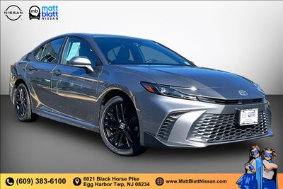2025 Toyota Camry SE