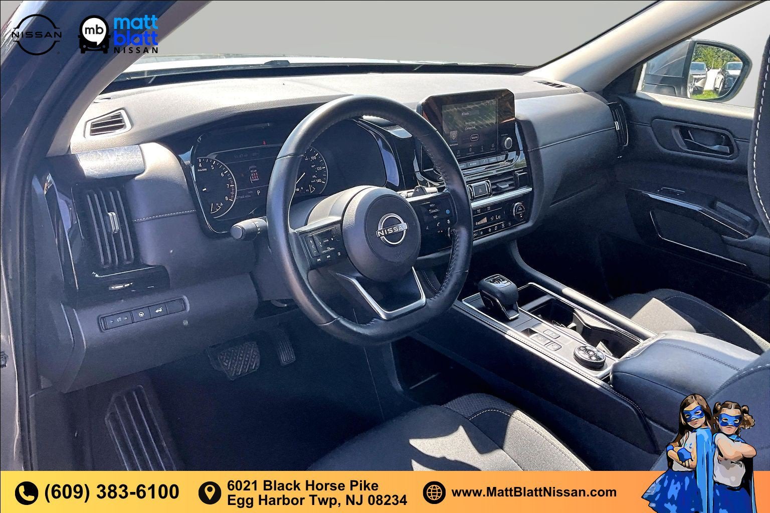 2025 Nissan Pathfinder SV