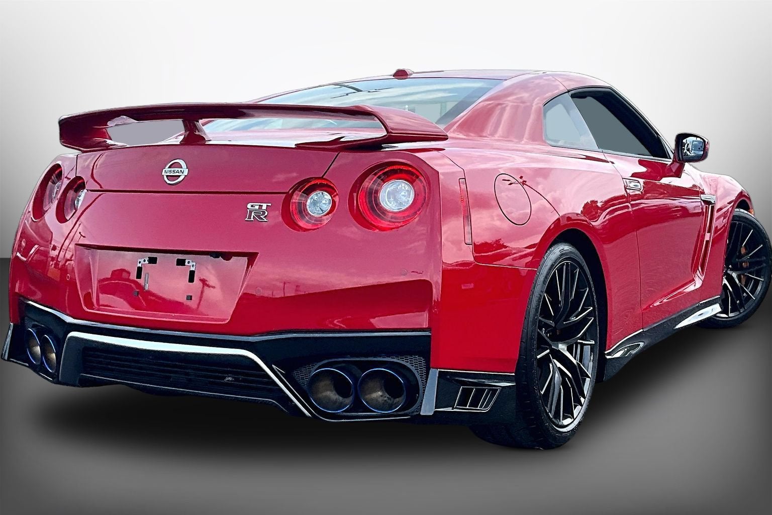 2020 Nissan GT-R Premium
