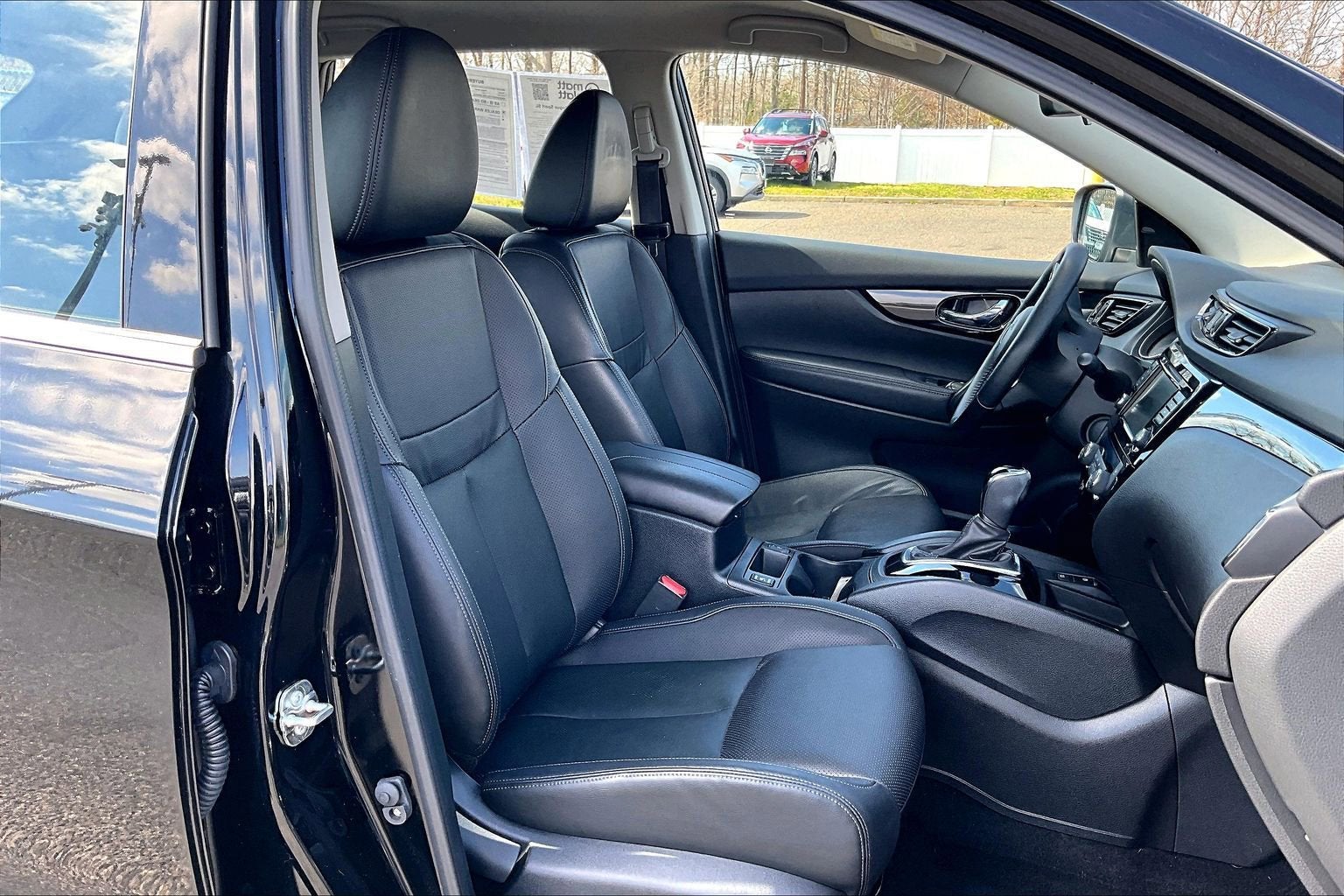 2022 Nissan Rogue Sport SL