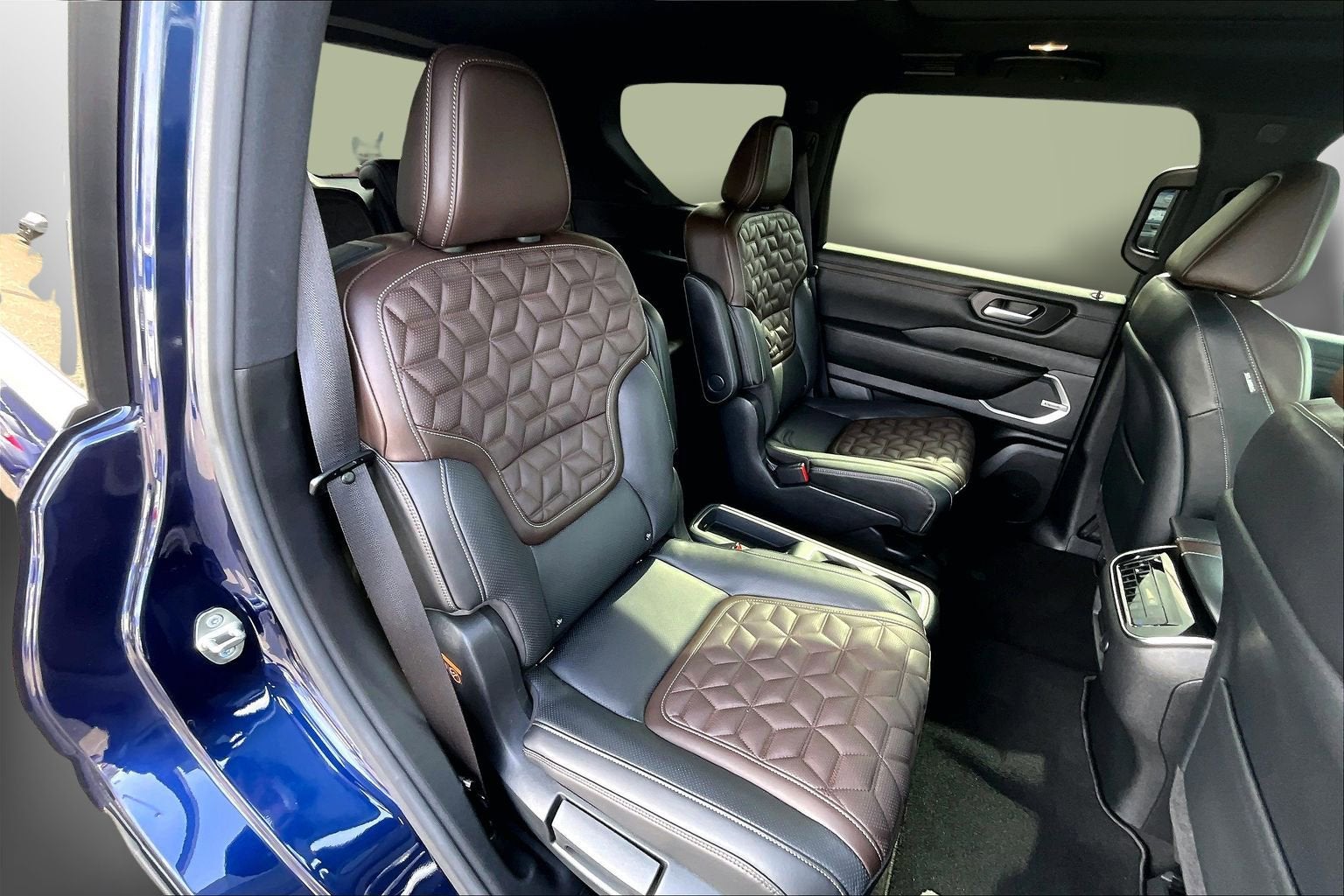 2025 Nissan Armada Platinum Reserve