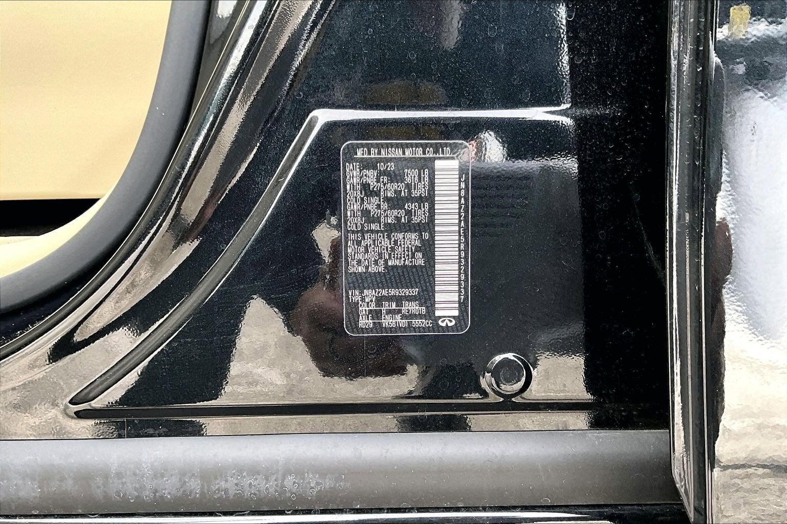 2024 INFINITI QX80 LUXE