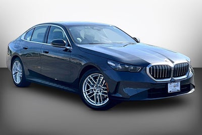 2025 BMW 5 Series 530i xDrive