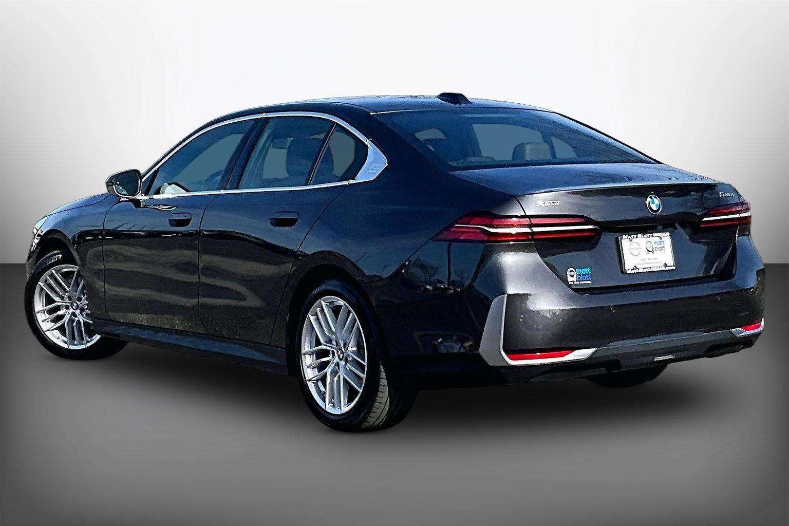 2025 BMW 5 Series 530i xDrive