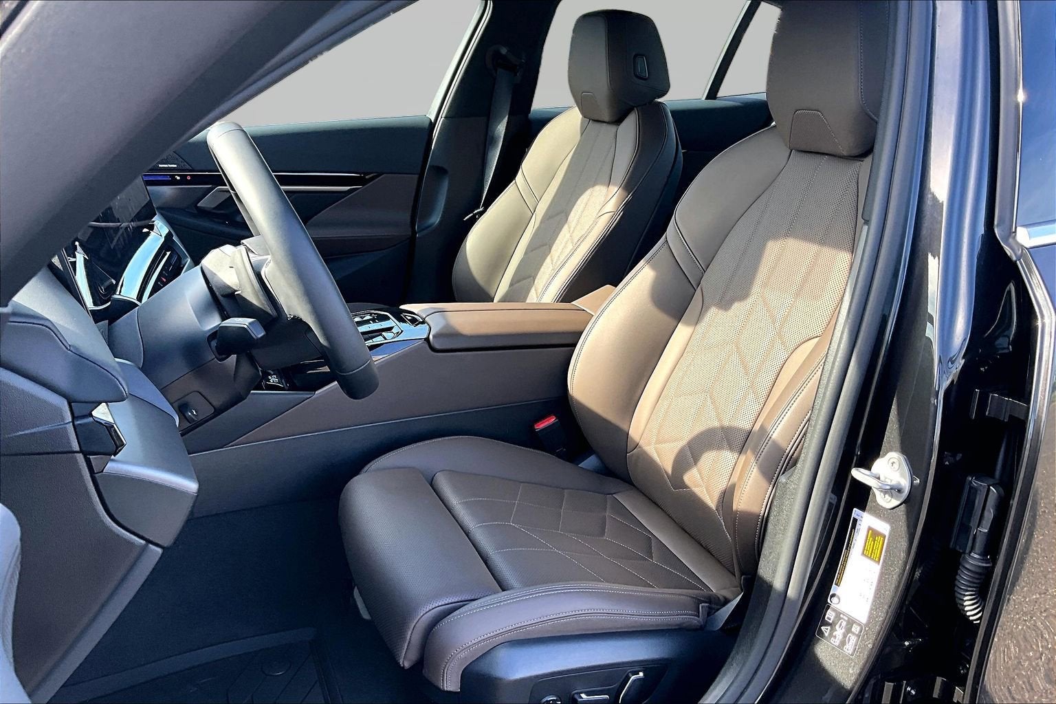 2025 BMW 5 Series 530i xDrive