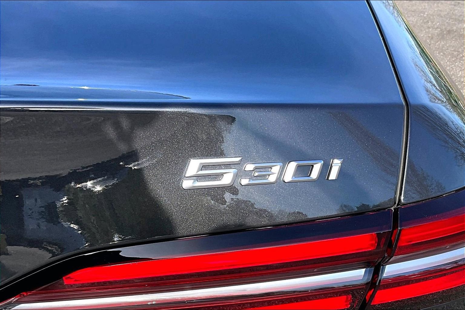 2025 BMW 5 Series 530i xDrive