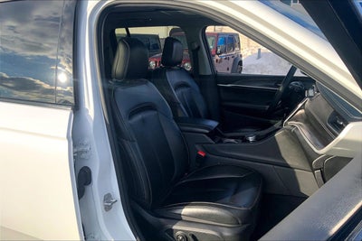 2023 Jeep Grand Cherokee Limited 4x2