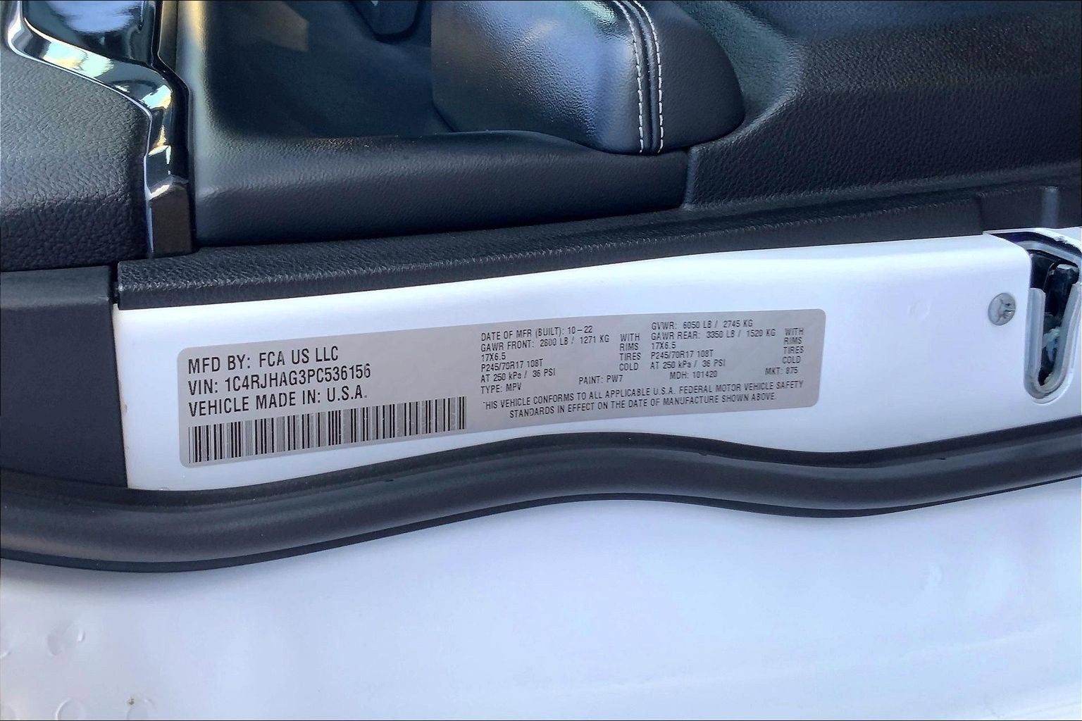 2023 Jeep Grand Cherokee Laredo 4x4