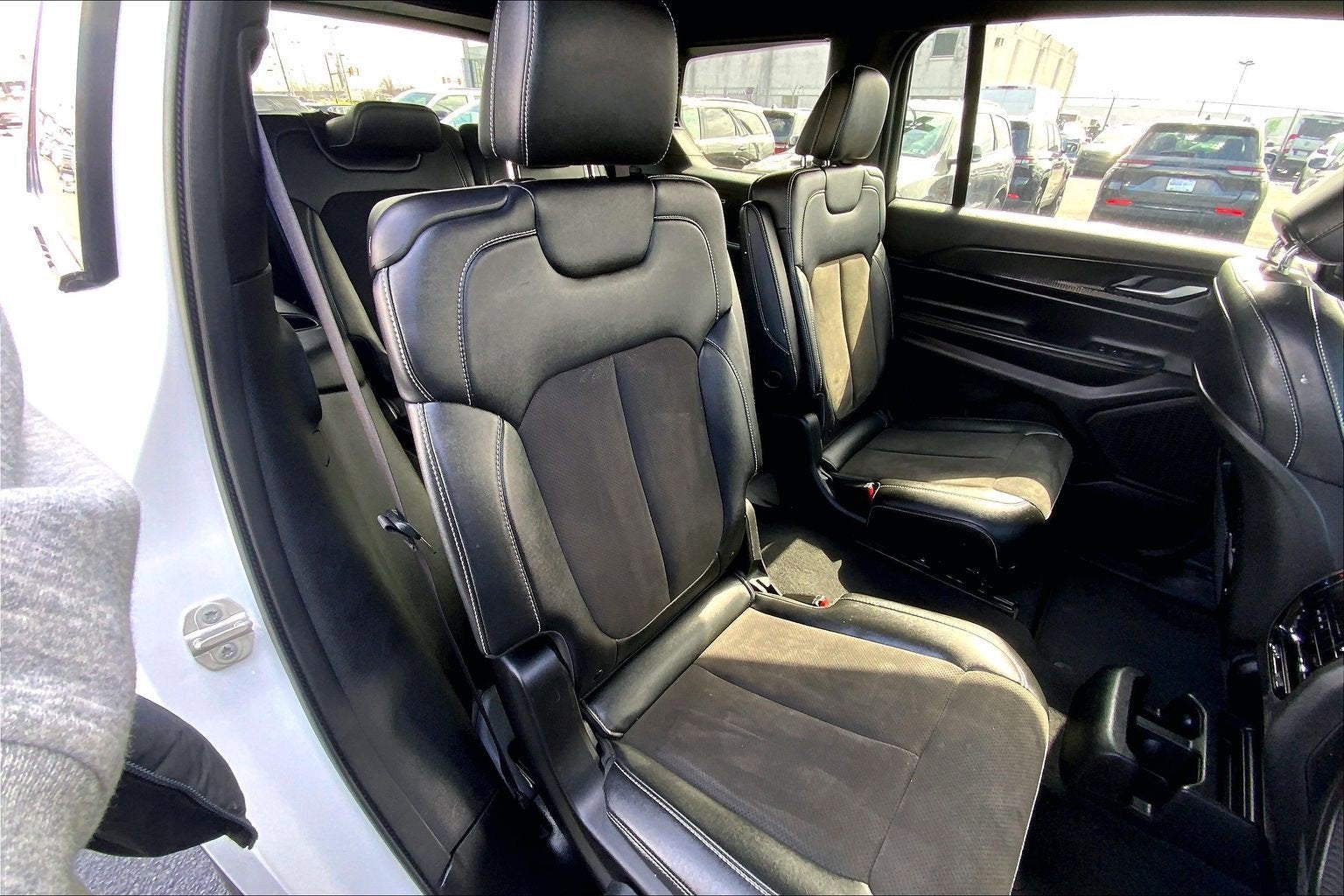 2023 Jeep Grand Cherokee L Altitude 4x4