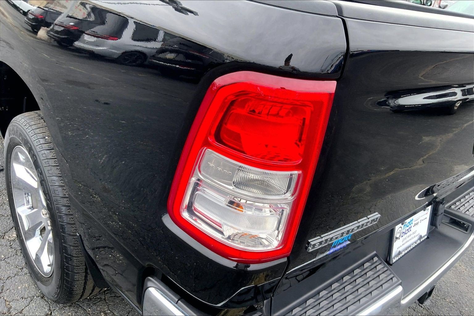 2022 RAM 1500 Big Horn Crew Cab 4x4 5'7' Box