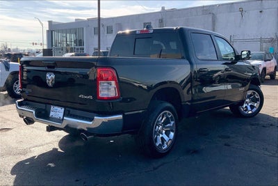 2022 RAM 1500 Big Horn Crew Cab 4x4 5'7' Box