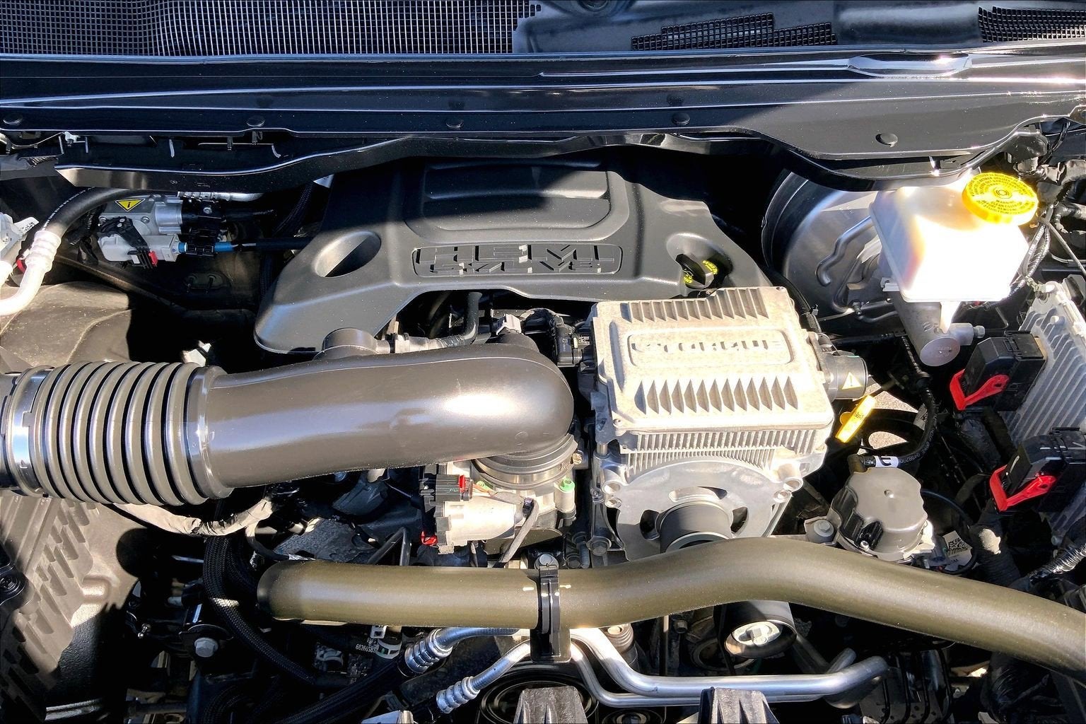 2022 RAM 1500 Big Horn Crew Cab 4x4 5'7' Box