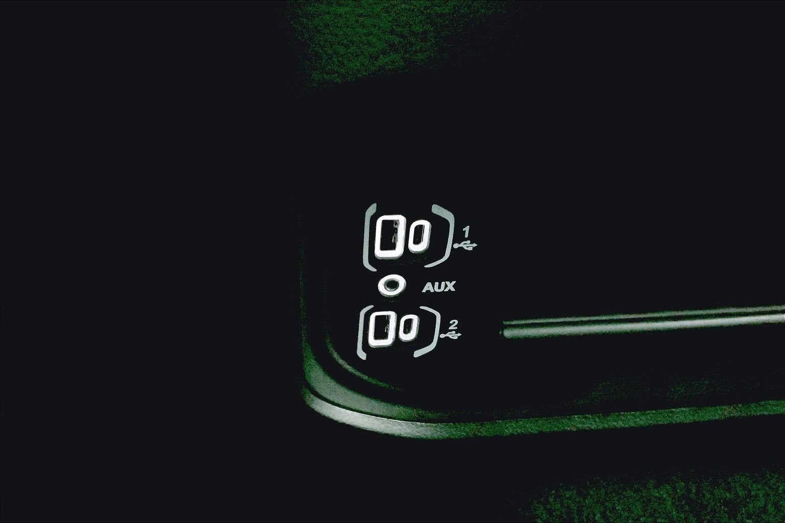 2025 RAM 3500 Tradesman Crew Cab 4x4 8' Box