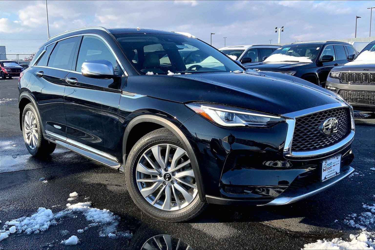 2023 INFINITI QX50 LUXE AWD