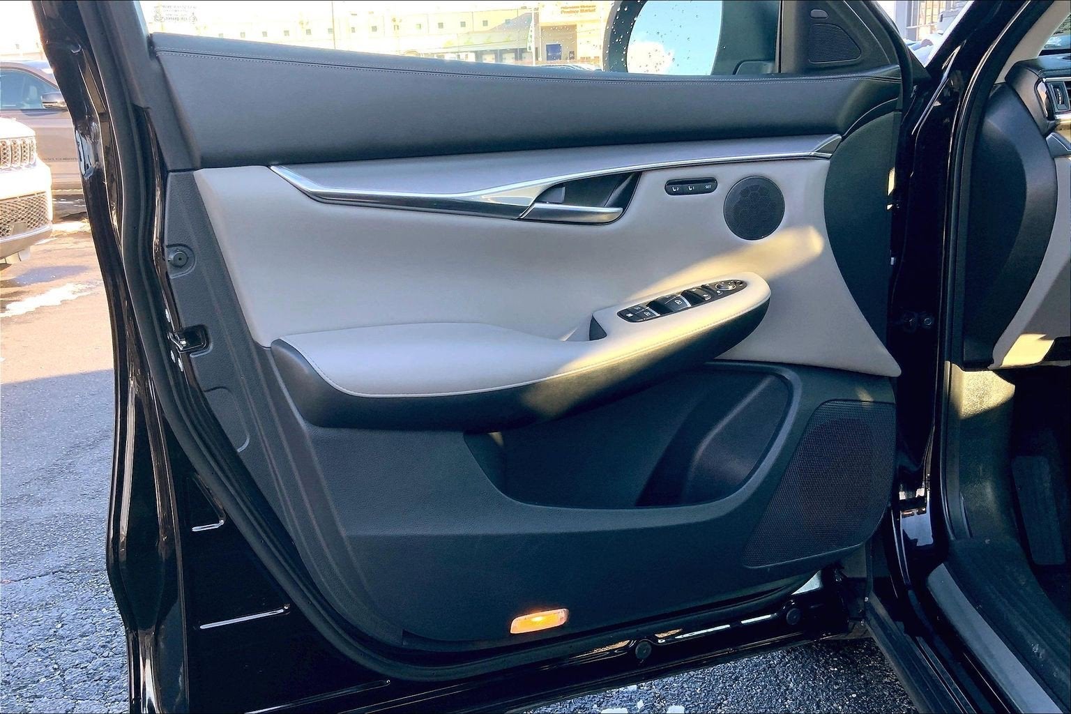 2023 INFINITI QX50 LUXE AWD