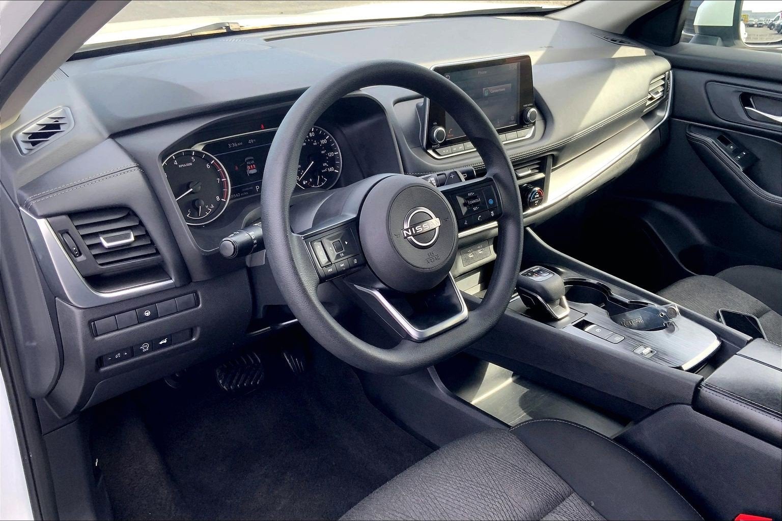 2024 Nissan Rogue SV FWD