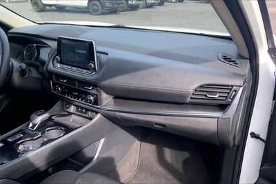 2024 Nissan Rogue SV FWD