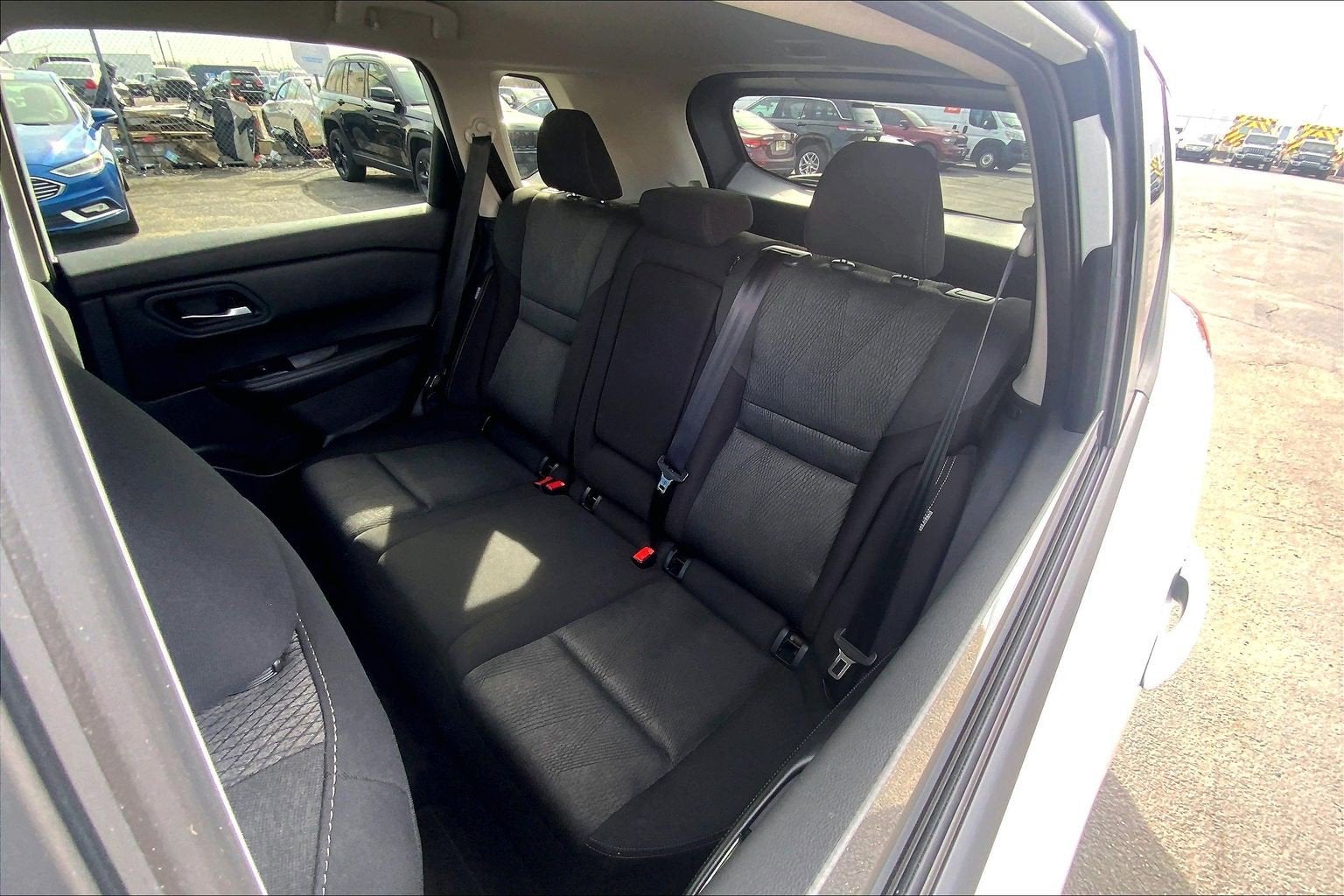 2024 Nissan Rogue SV FWD