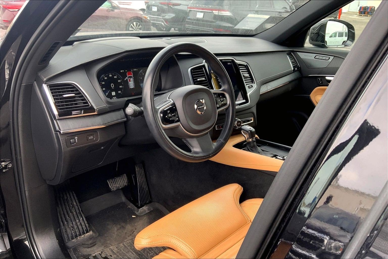 2022 Volvo XC90 T6 Inscription 7 Passenger