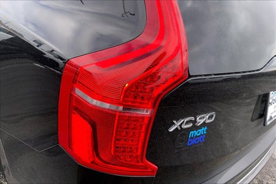 2022 Volvo XC90 T6 Inscription 7 Passenger