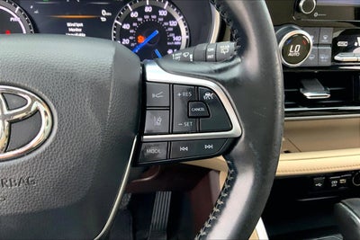2021 Toyota Highlander Hybrid XLE