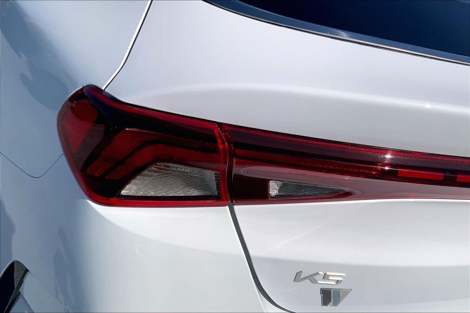 2023 Kia K5 EX