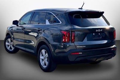 2023 Kia Sorento LX