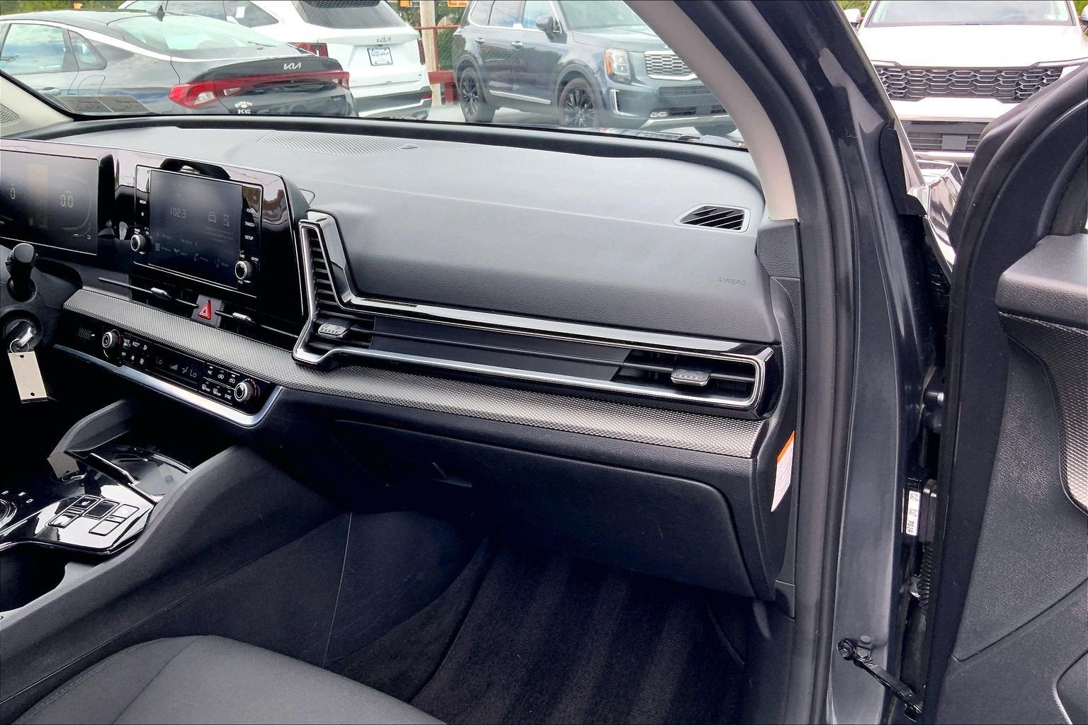 2023 Kia Sportage Hybrid LX