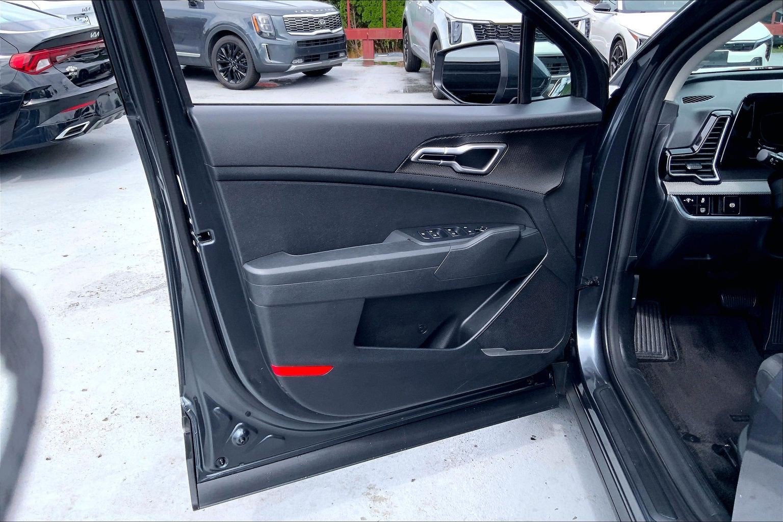 2023 Kia Sportage Hybrid LX
