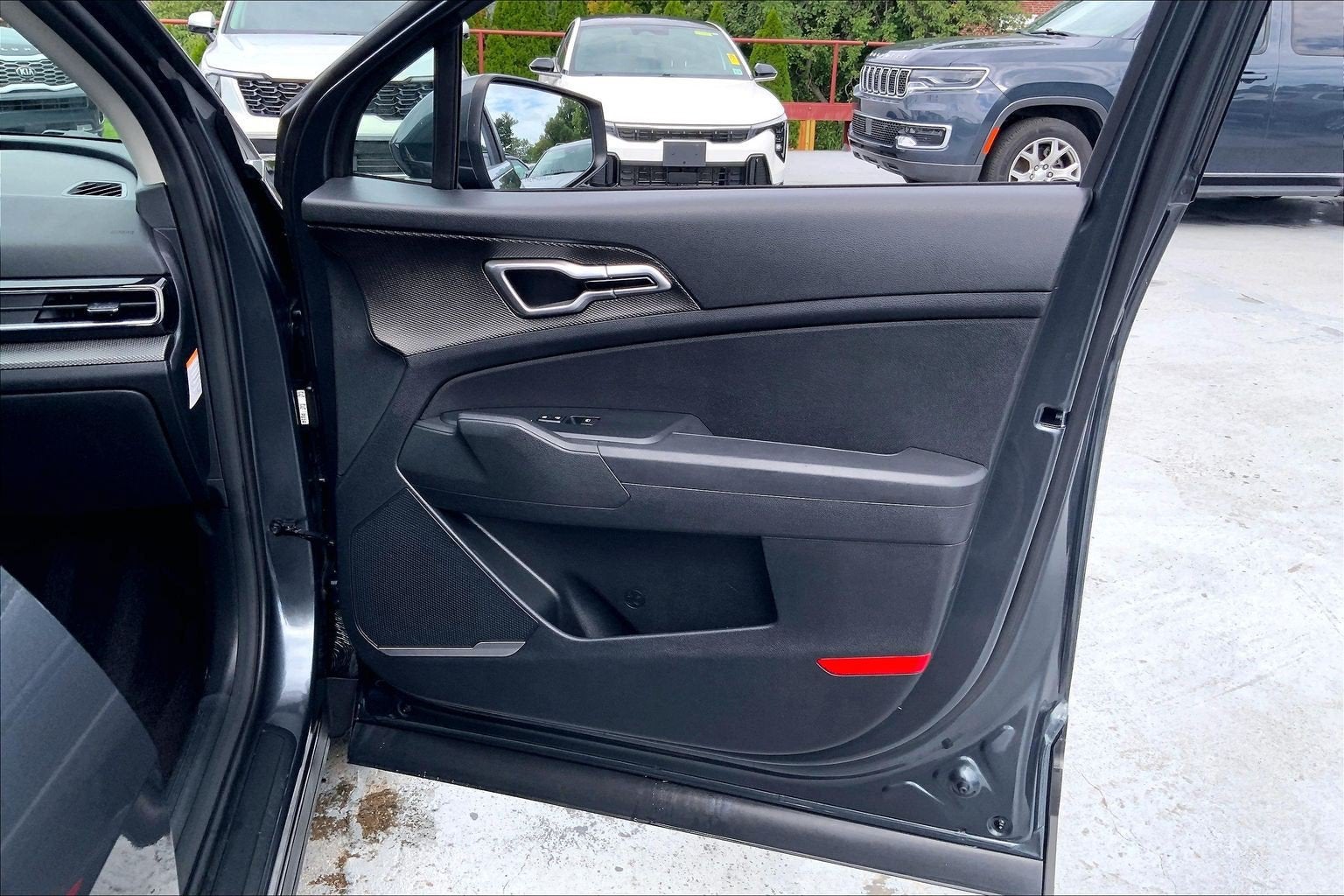 2023 Kia Sportage Hybrid LX