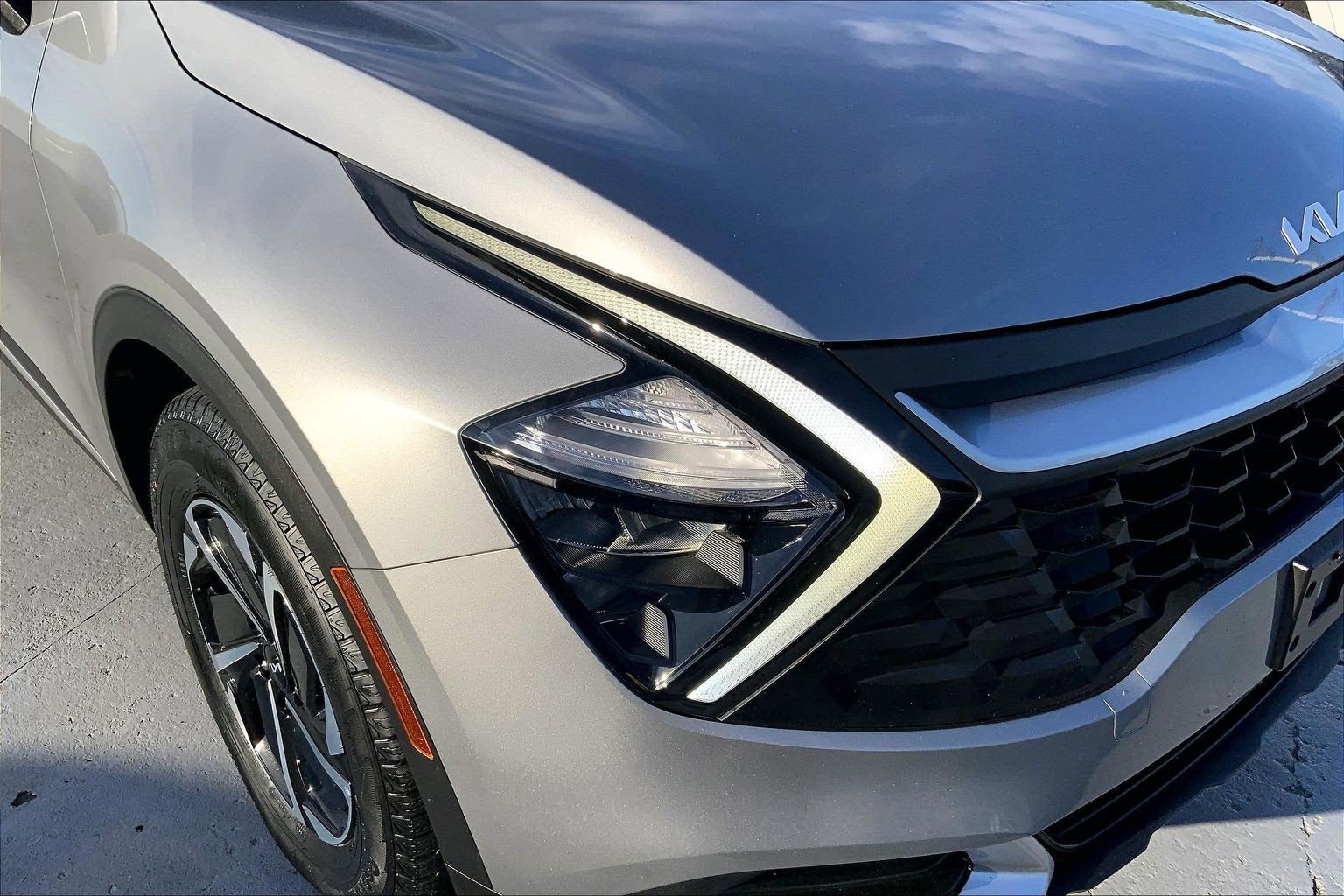 2023 Kia Sportage Hybrid LX