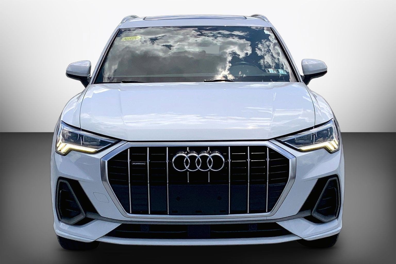 2021 Audi Q3 S line Premium Plus