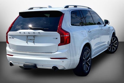 2018 Volvo XC90 Momentum