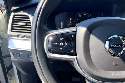 2018 Volvo XC90 Momentum