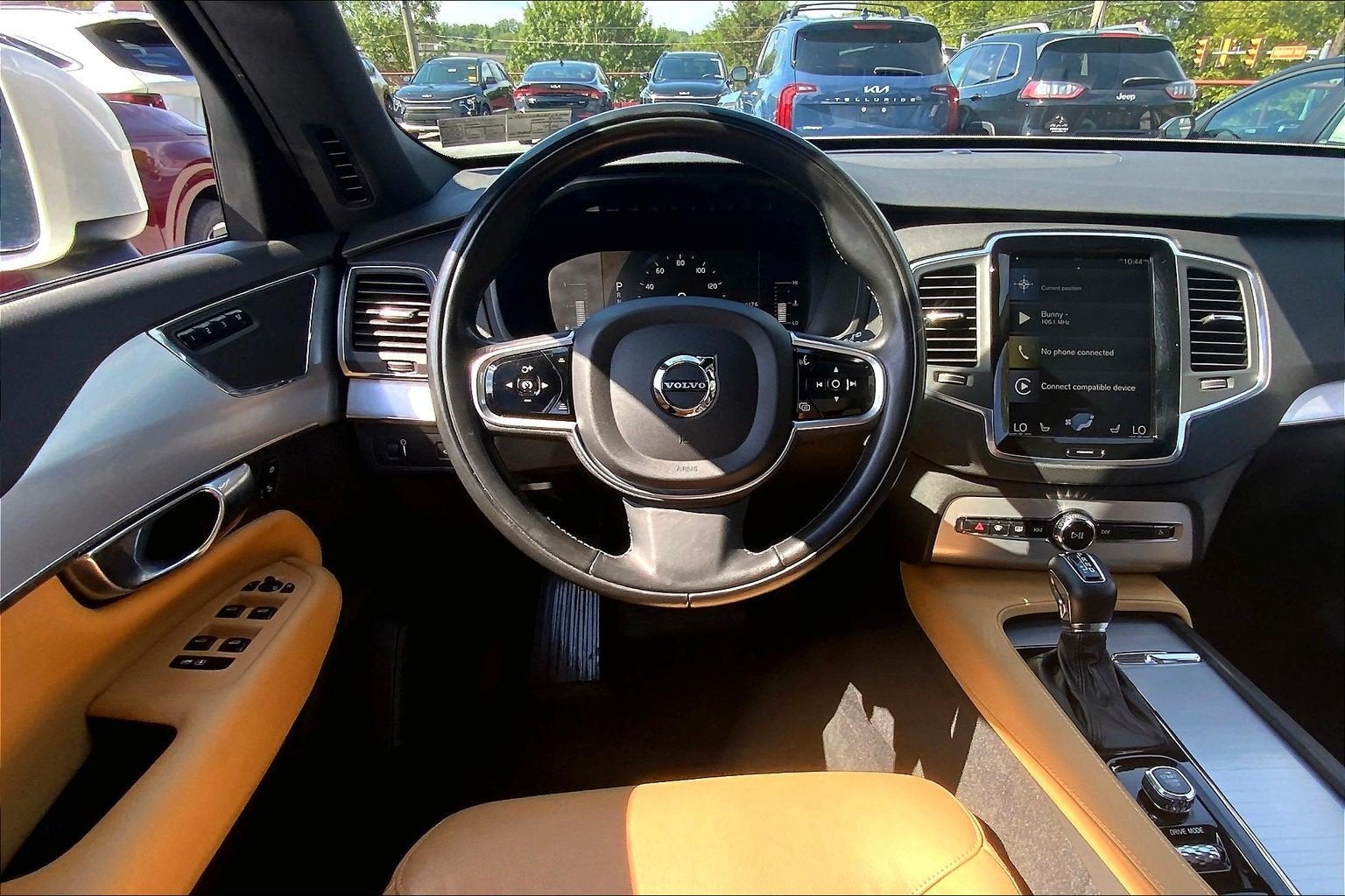 2018 Volvo XC90 Momentum