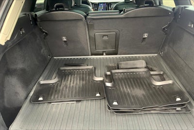 2022 Volvo XC60 Momentum