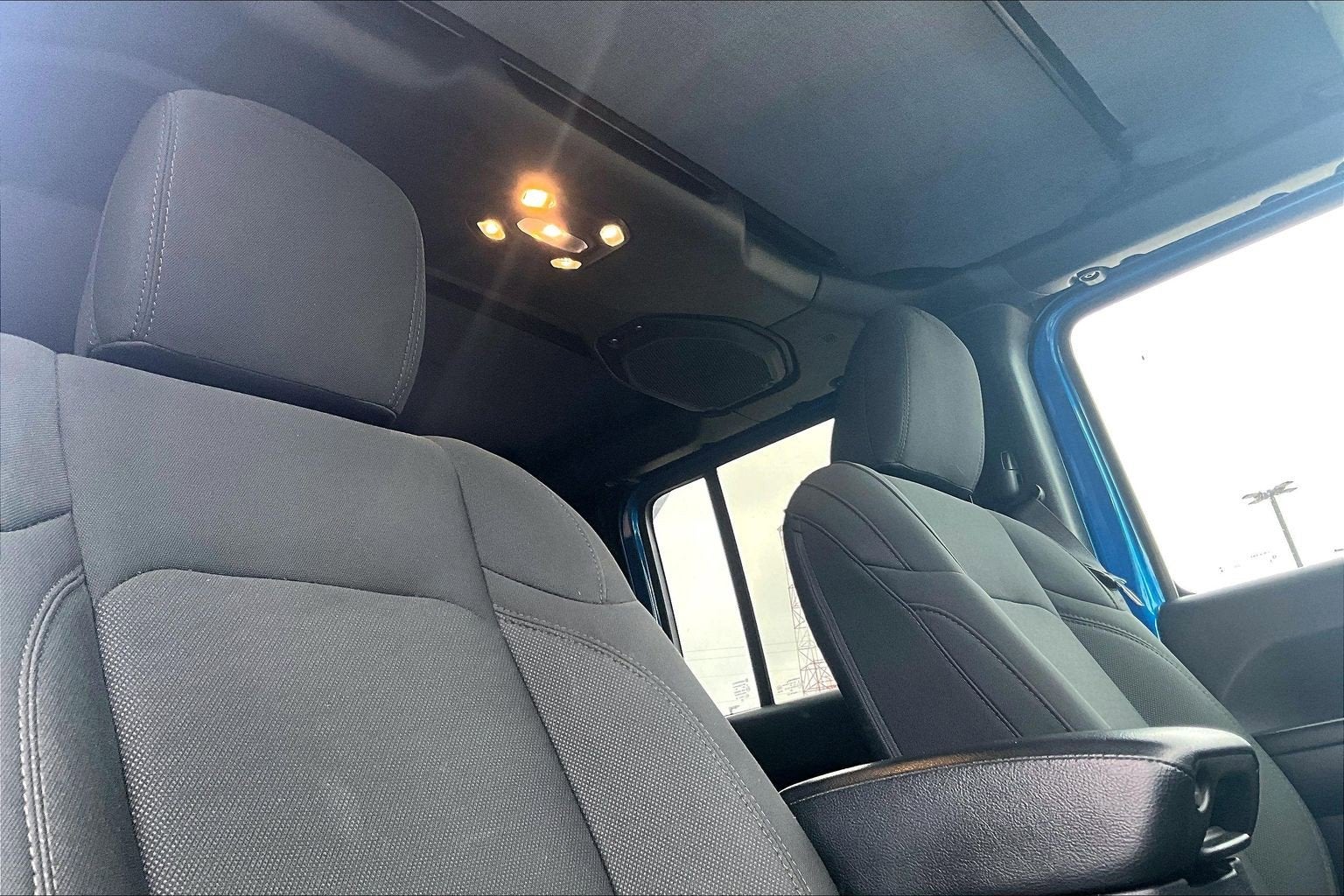 2021 Jeep Gladiator Willys