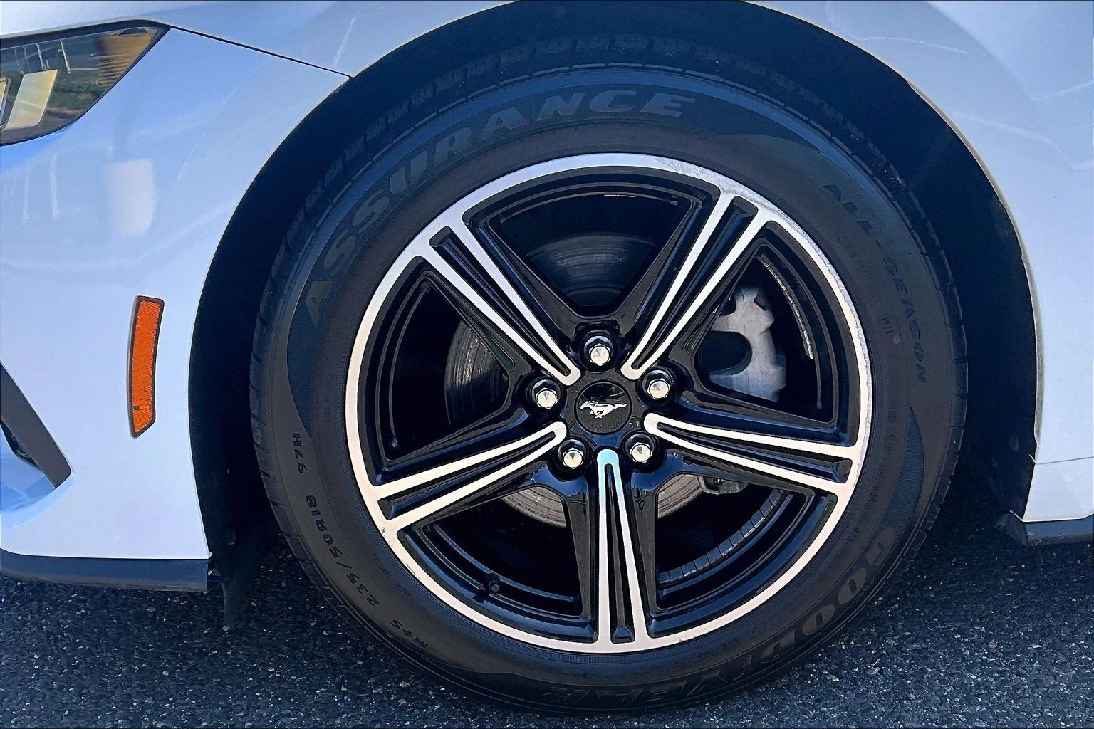 2024 Ford Mustang Eco Premium