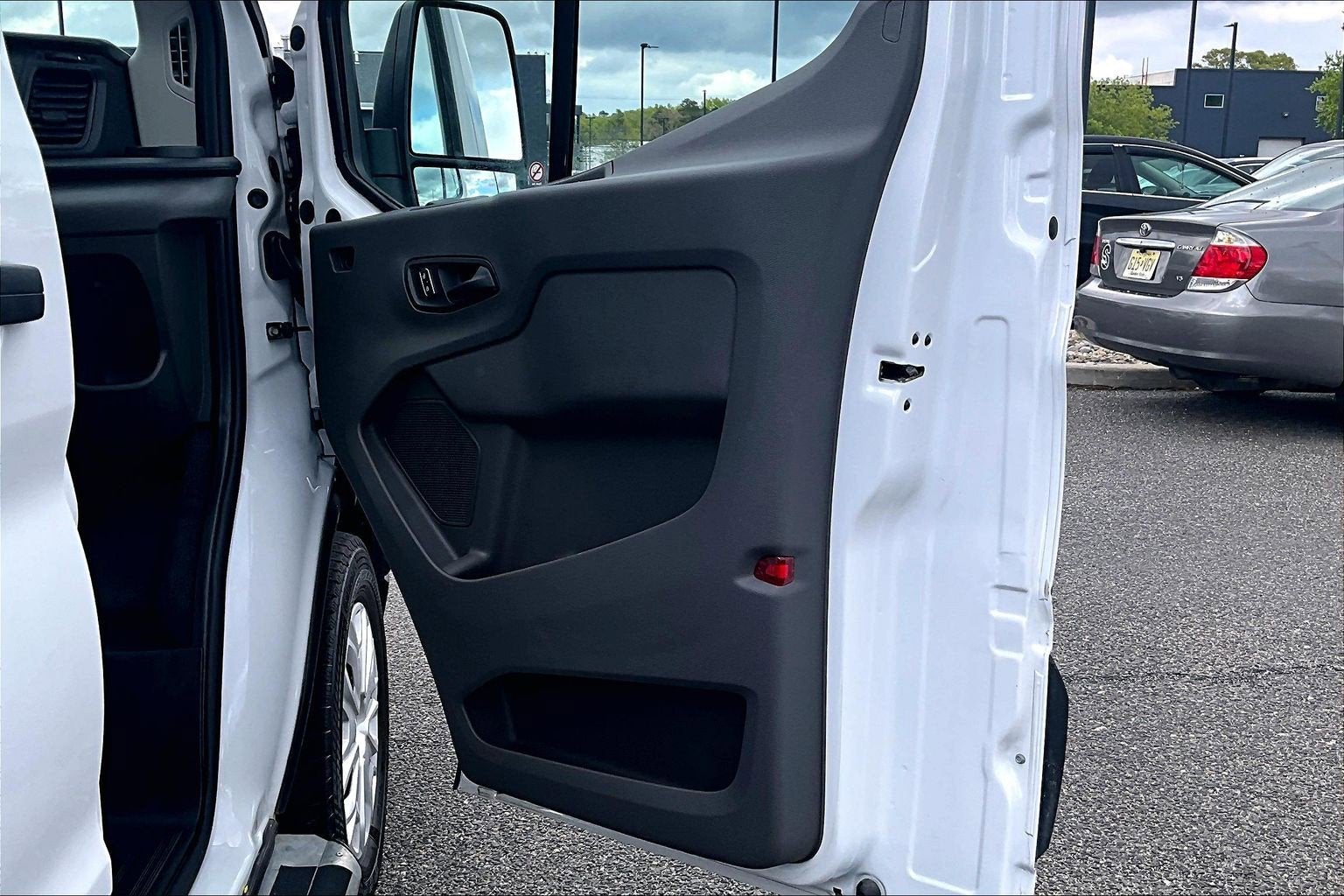2025 Ford Transit Cargo Van Low Roof